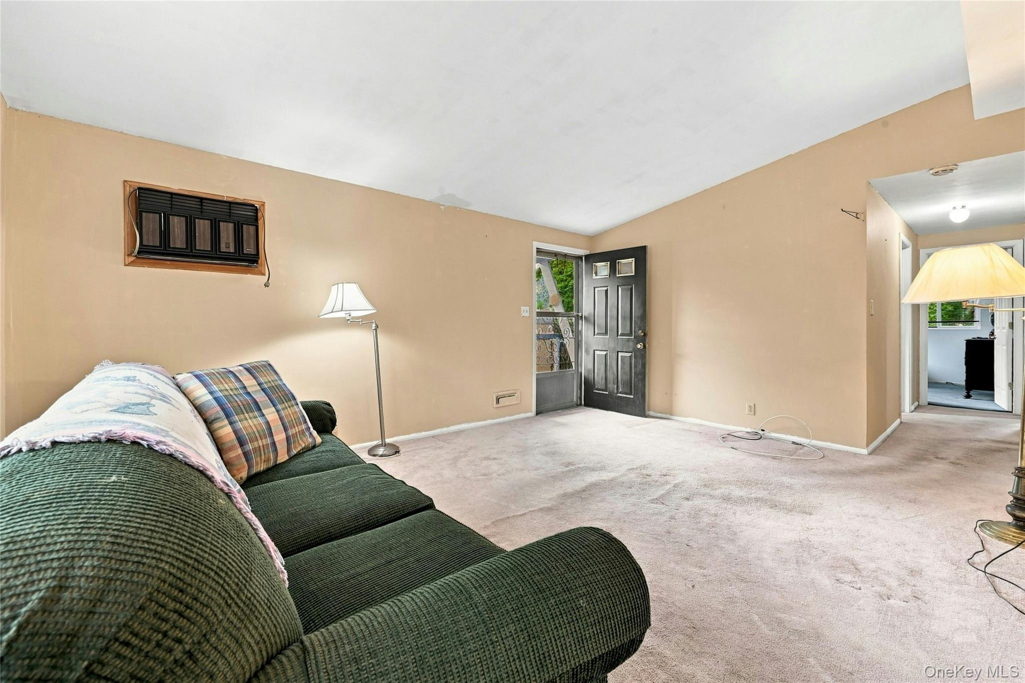 90 Samuel Street Property Photo 4