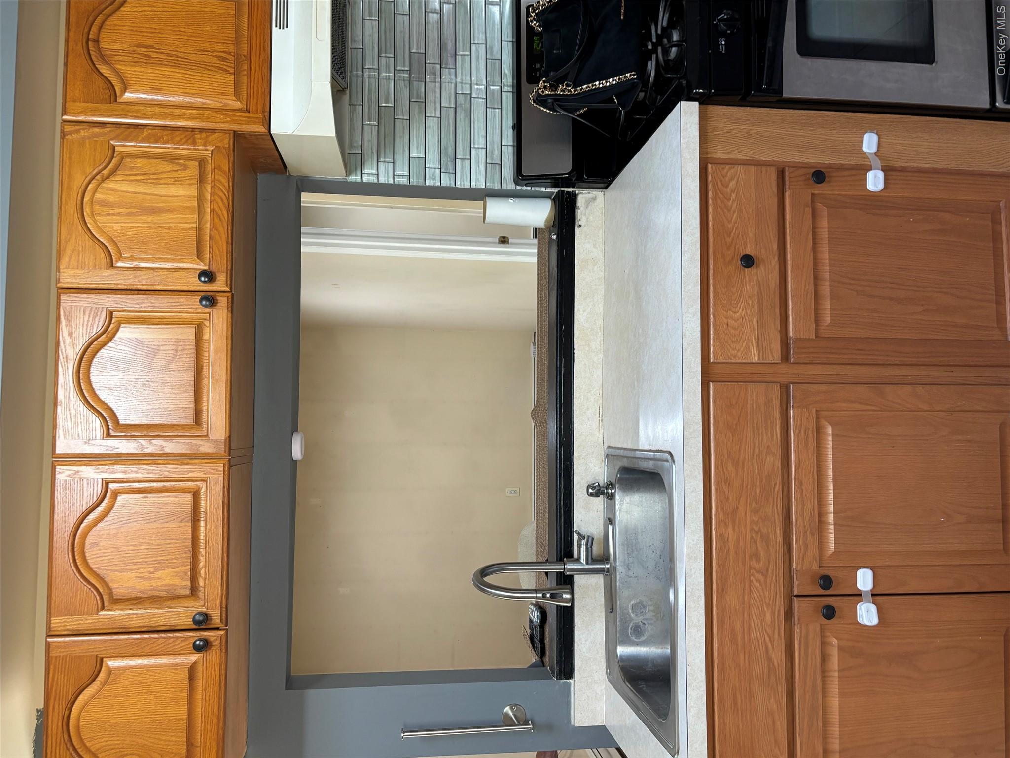 27 Otsego Avenue Property Photo 11