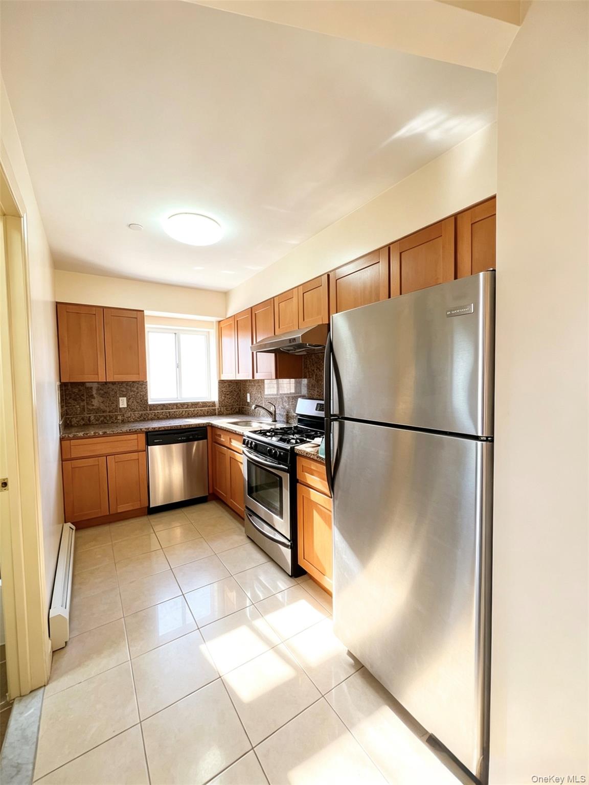 14105 Cherry Avenue 5f Property Photo 4