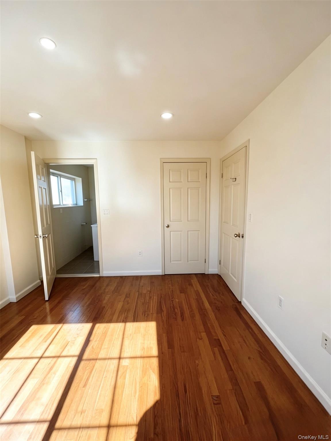14105 Cherry Avenue 5f Property Photo 8