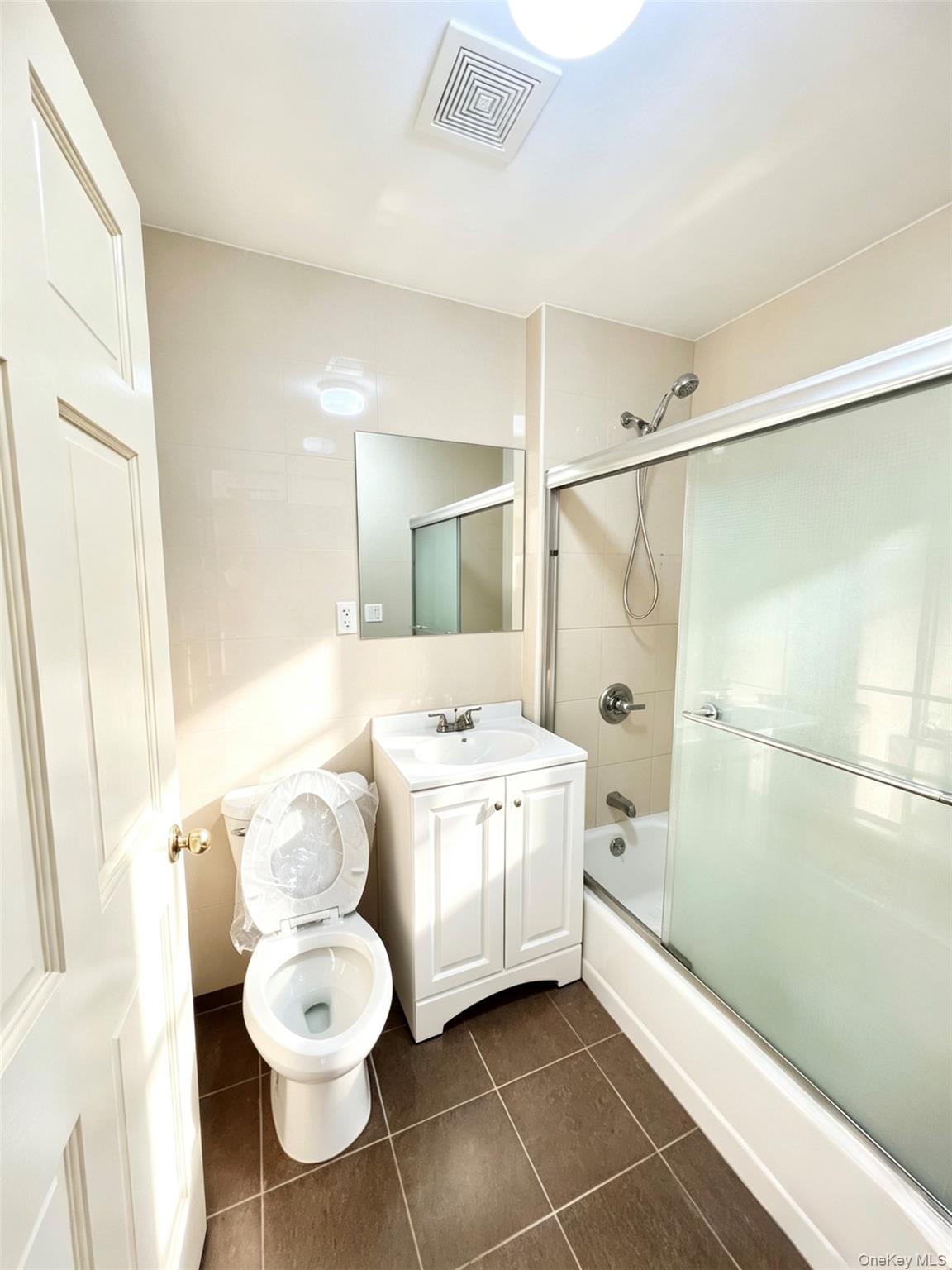 14105 Cherry Avenue 5f Property Photo 10