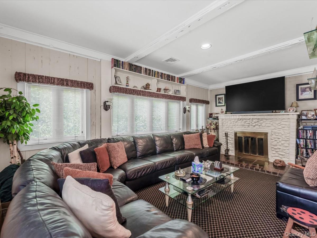 2643 Landman Lane Property Photo 12