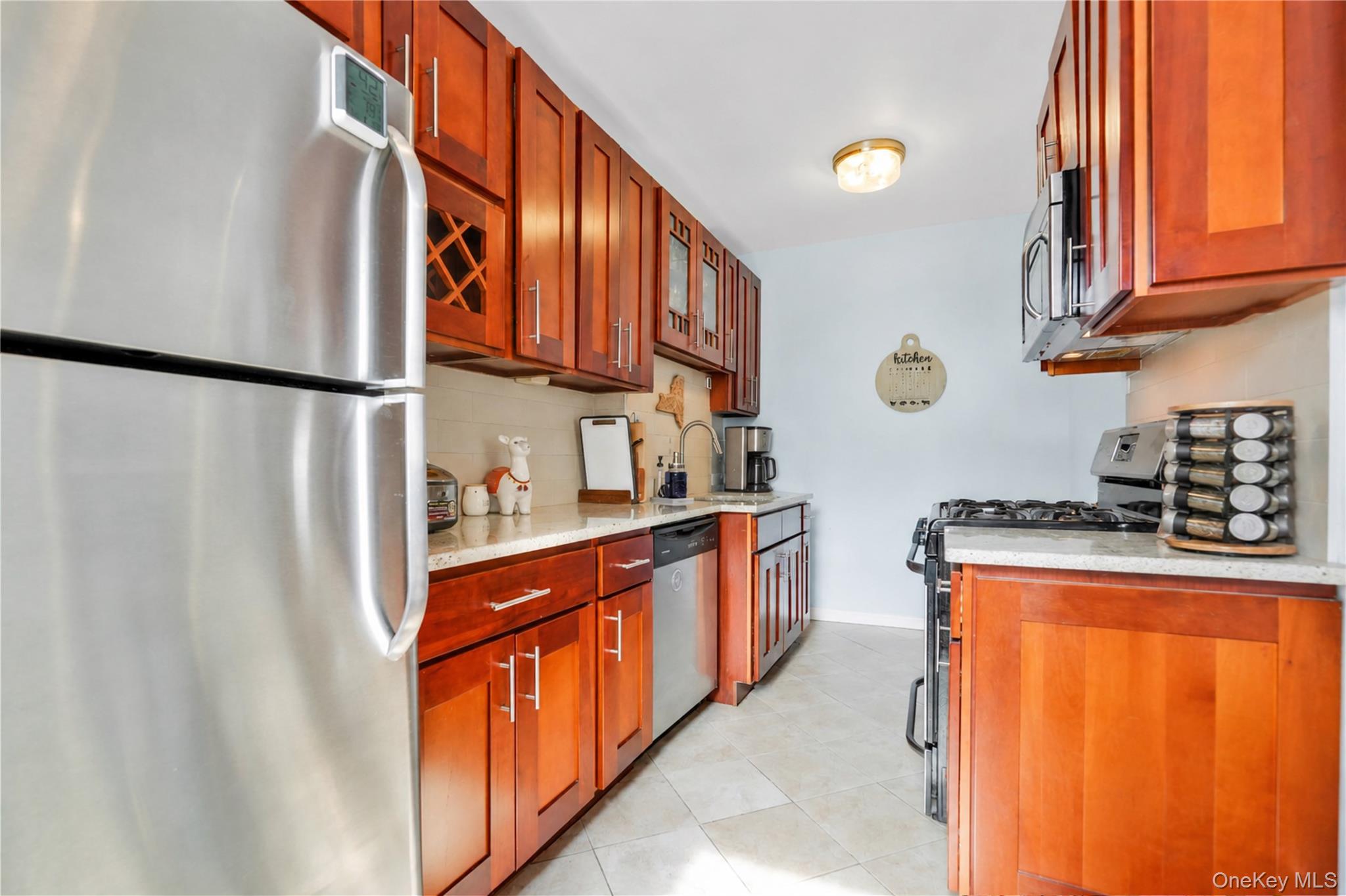 67-35 Yellowstone Boulevard 4p Property Photo 1