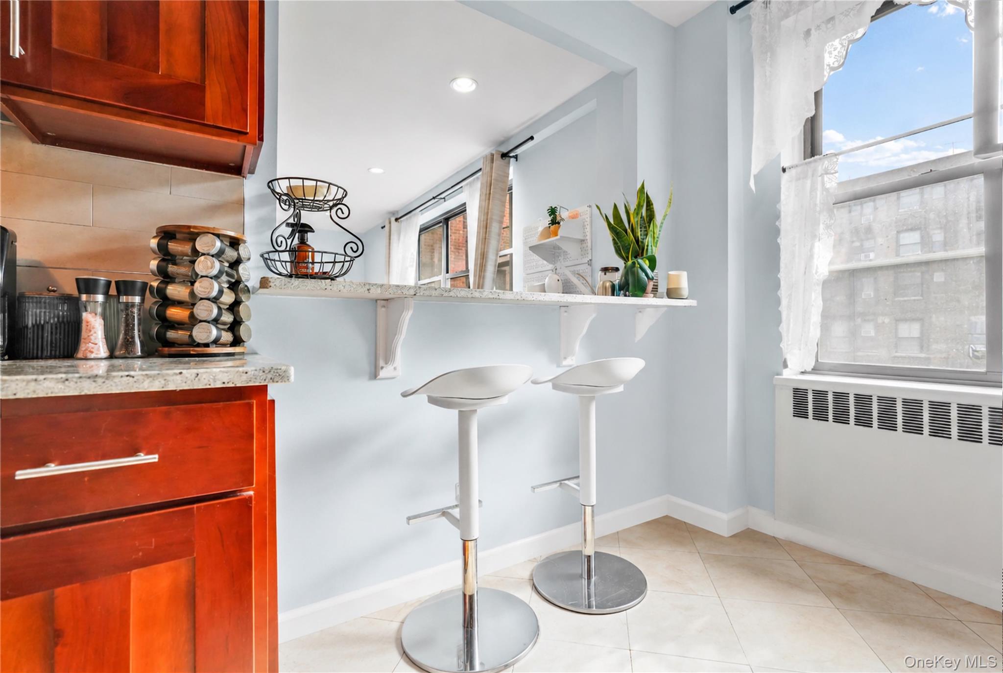 67-35 Yellowstone Boulevard 4p Property Photo 4