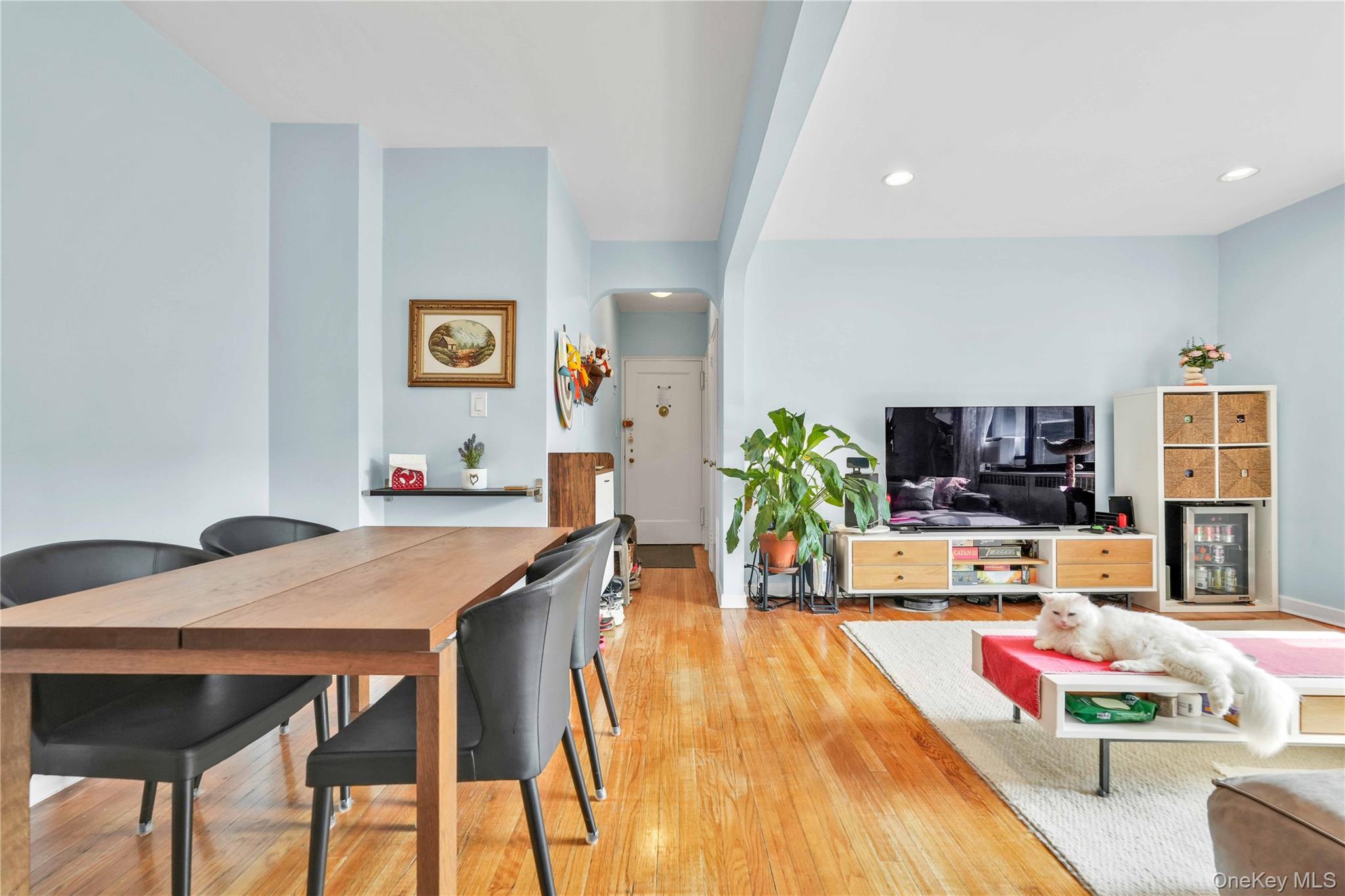 67-35 Yellowstone Boulevard 4p Property Photo 6