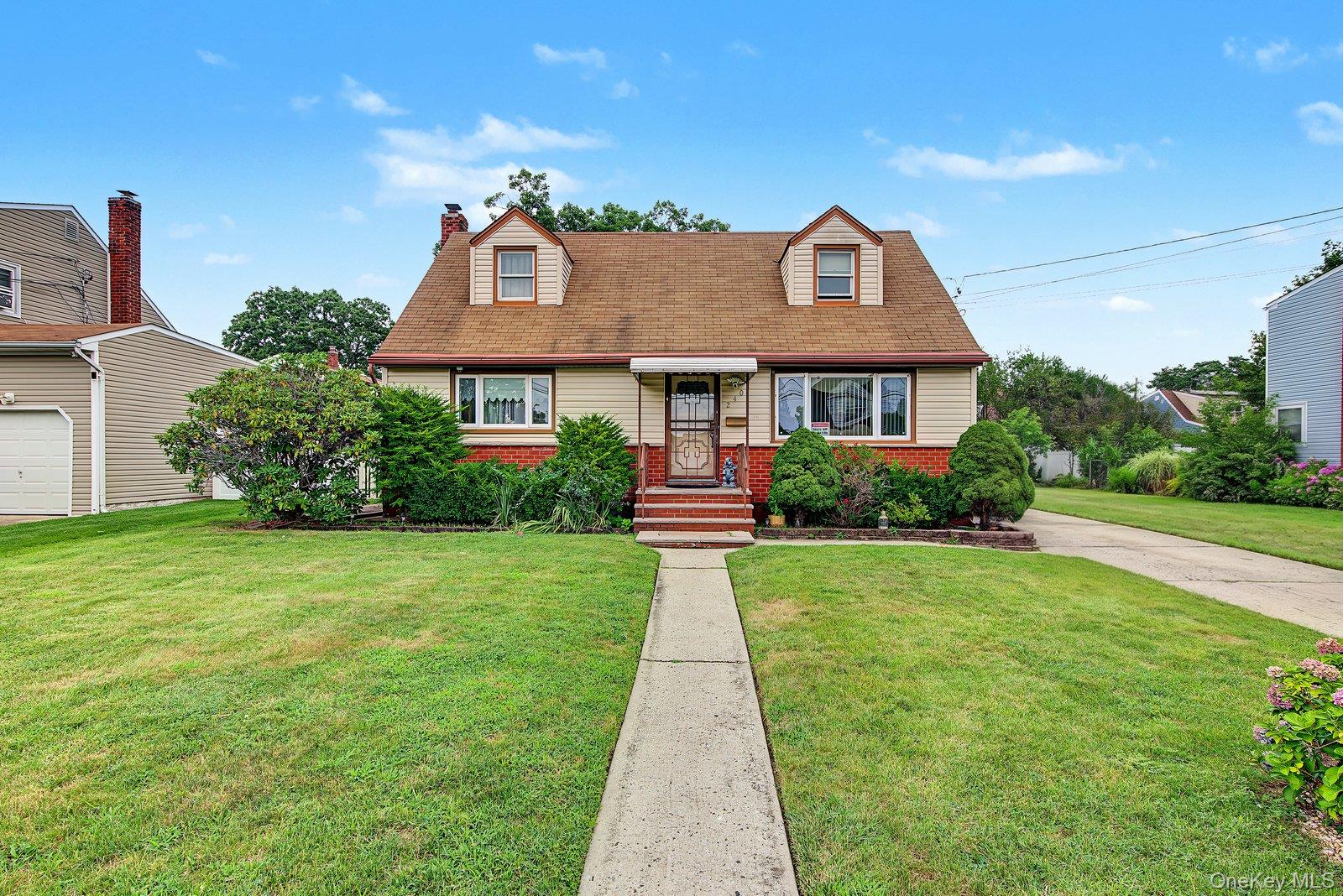 240 28th Street Property Photo 1
