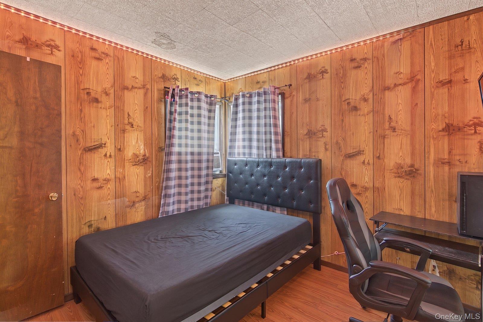 240 28th Street Property Photo 16