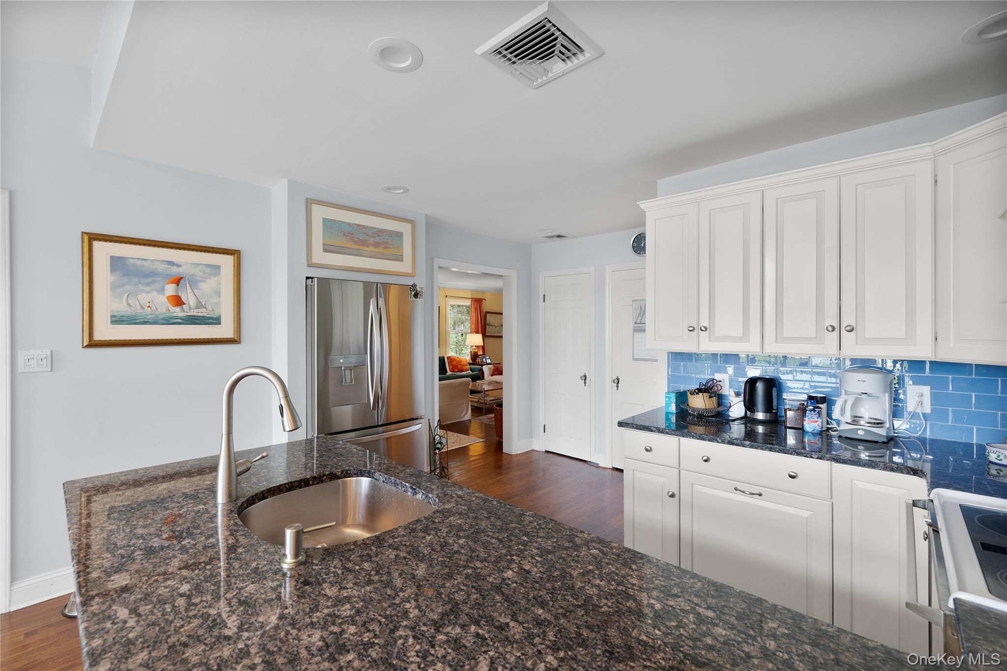 279 Great River Road Property Photo 6
