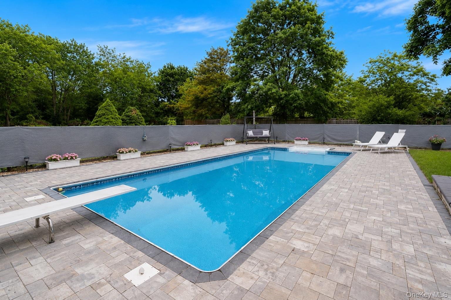 25 Charter Avenue Property Photo 3