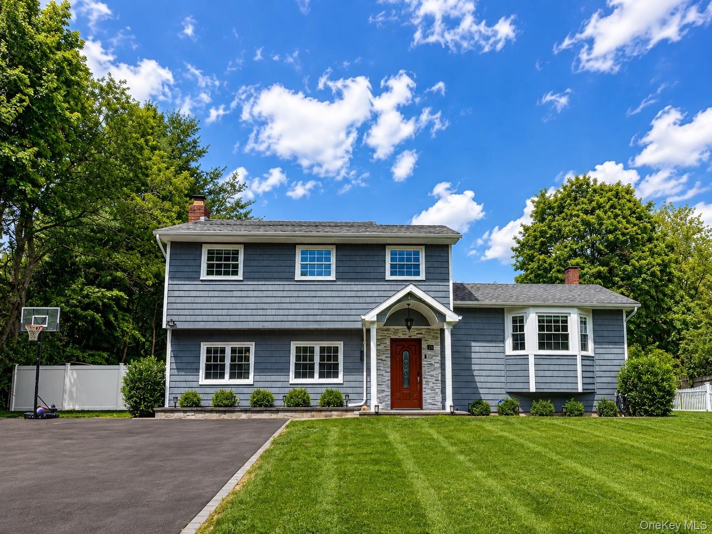 25 Charter Avenue Property Photo 4