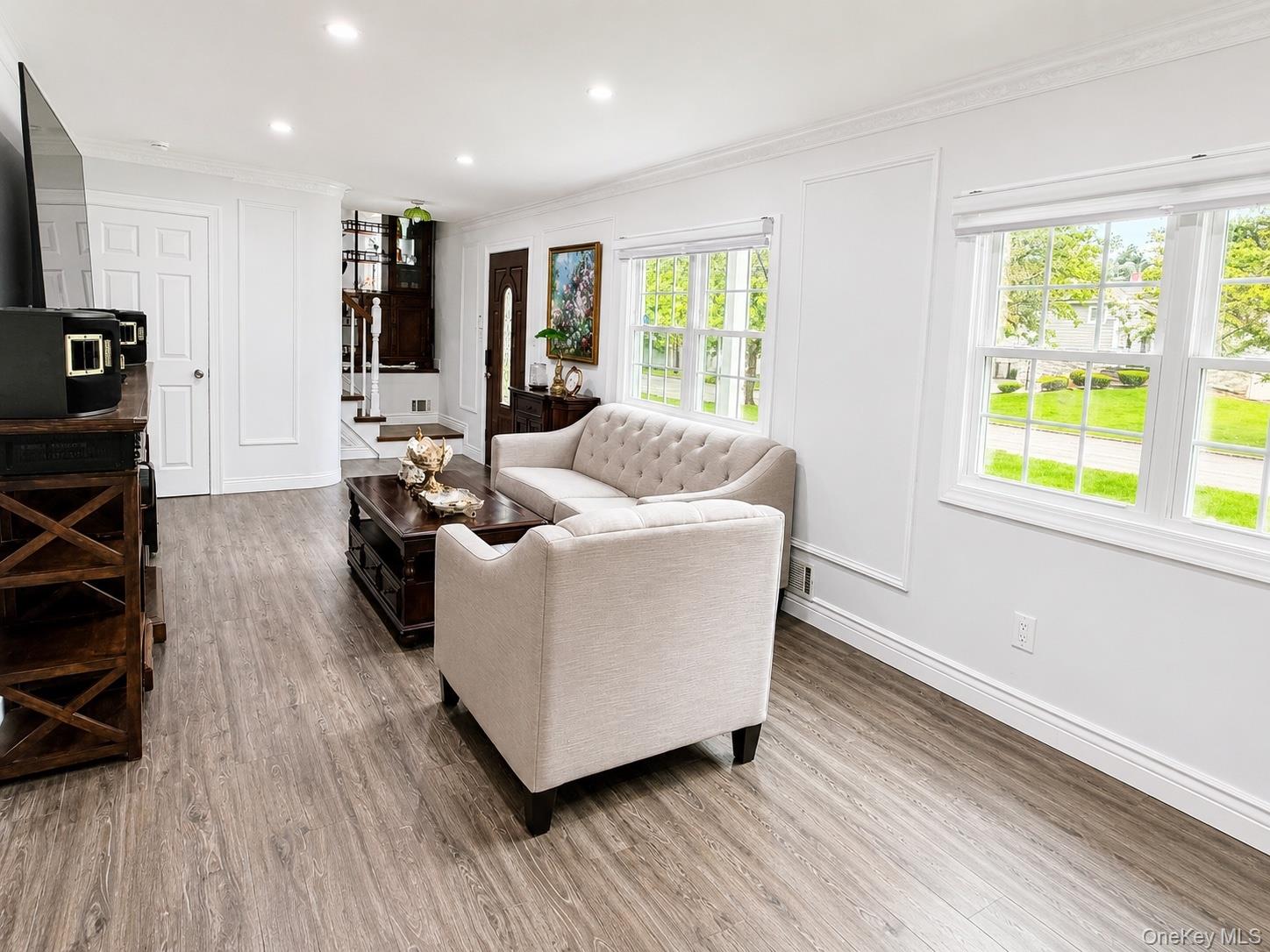 25 Charter Avenue Property Photo 17