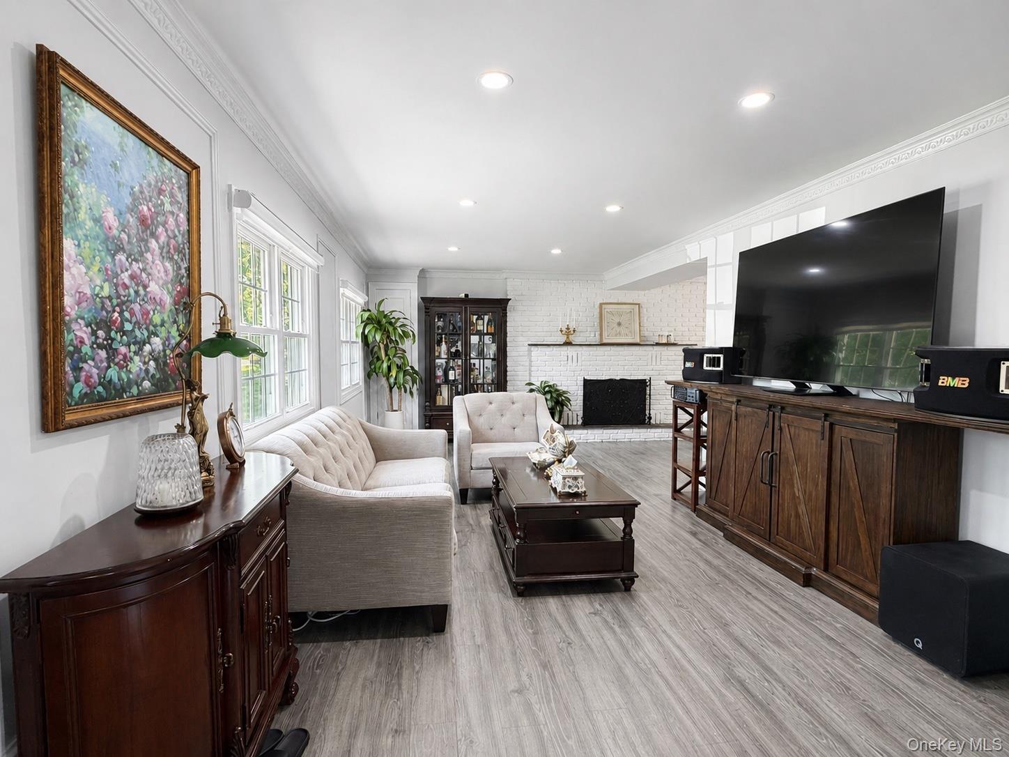 25 Charter Avenue Property Photo 19