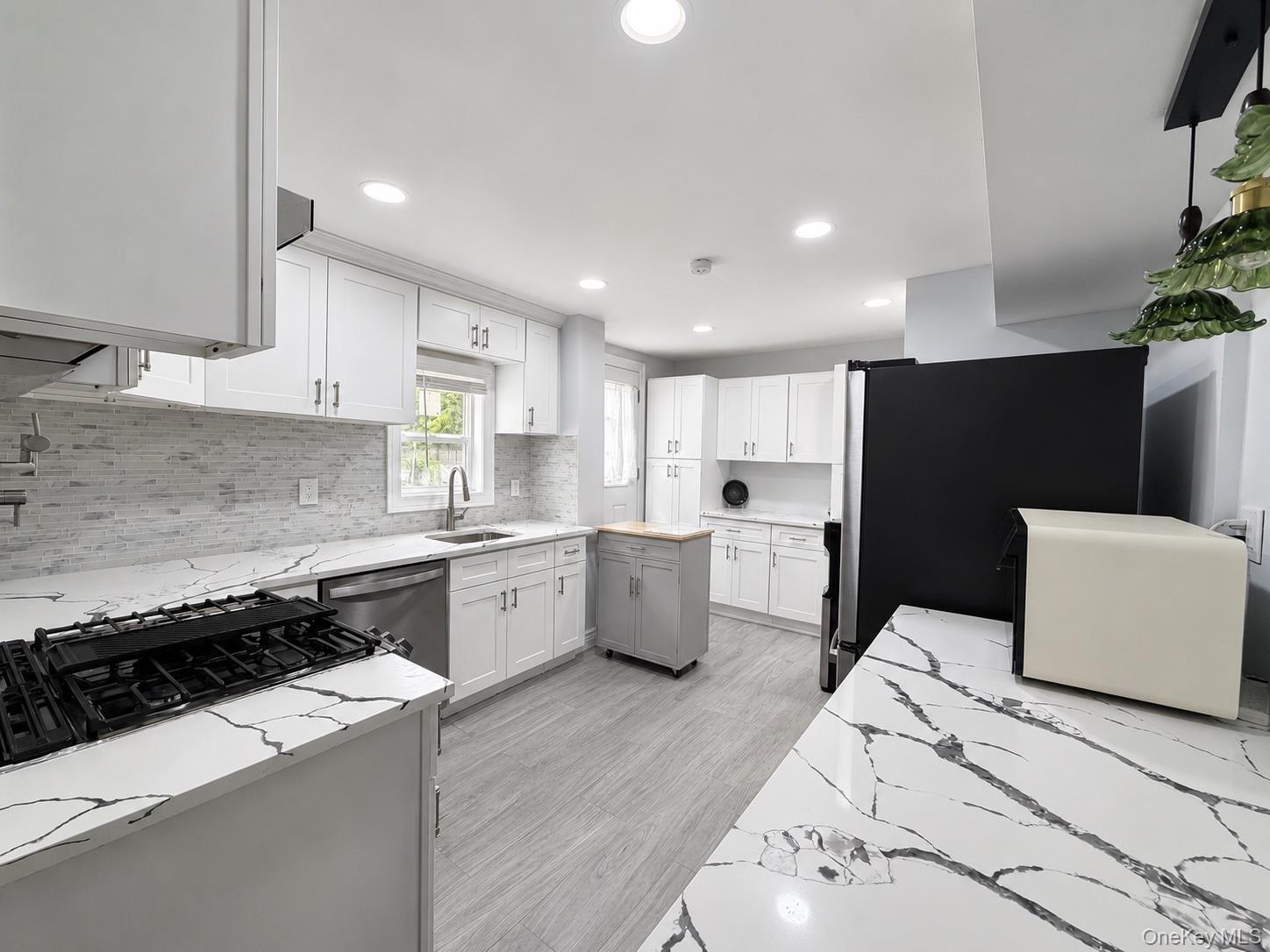 25 Charter Avenue Property Photo 21