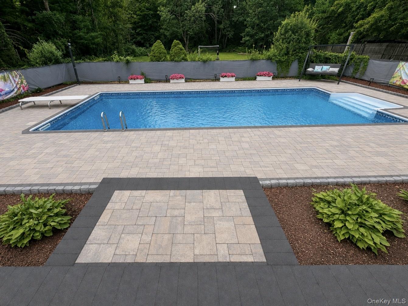 25 Charter Avenue Property Photo 24