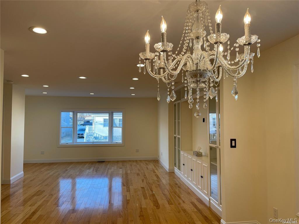 17 Wood Lane Property Photo 4