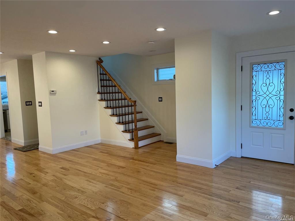 17 Wood Lane Property Photo 5