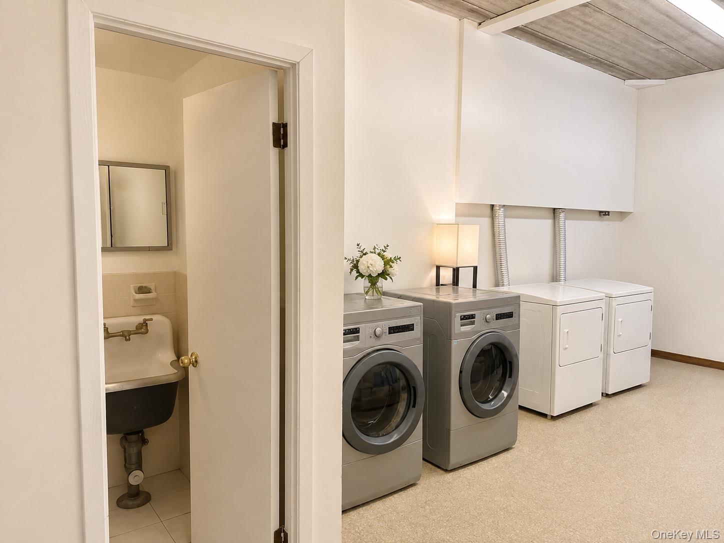 147-45 Barclay Avenue L3 Property Photo 5