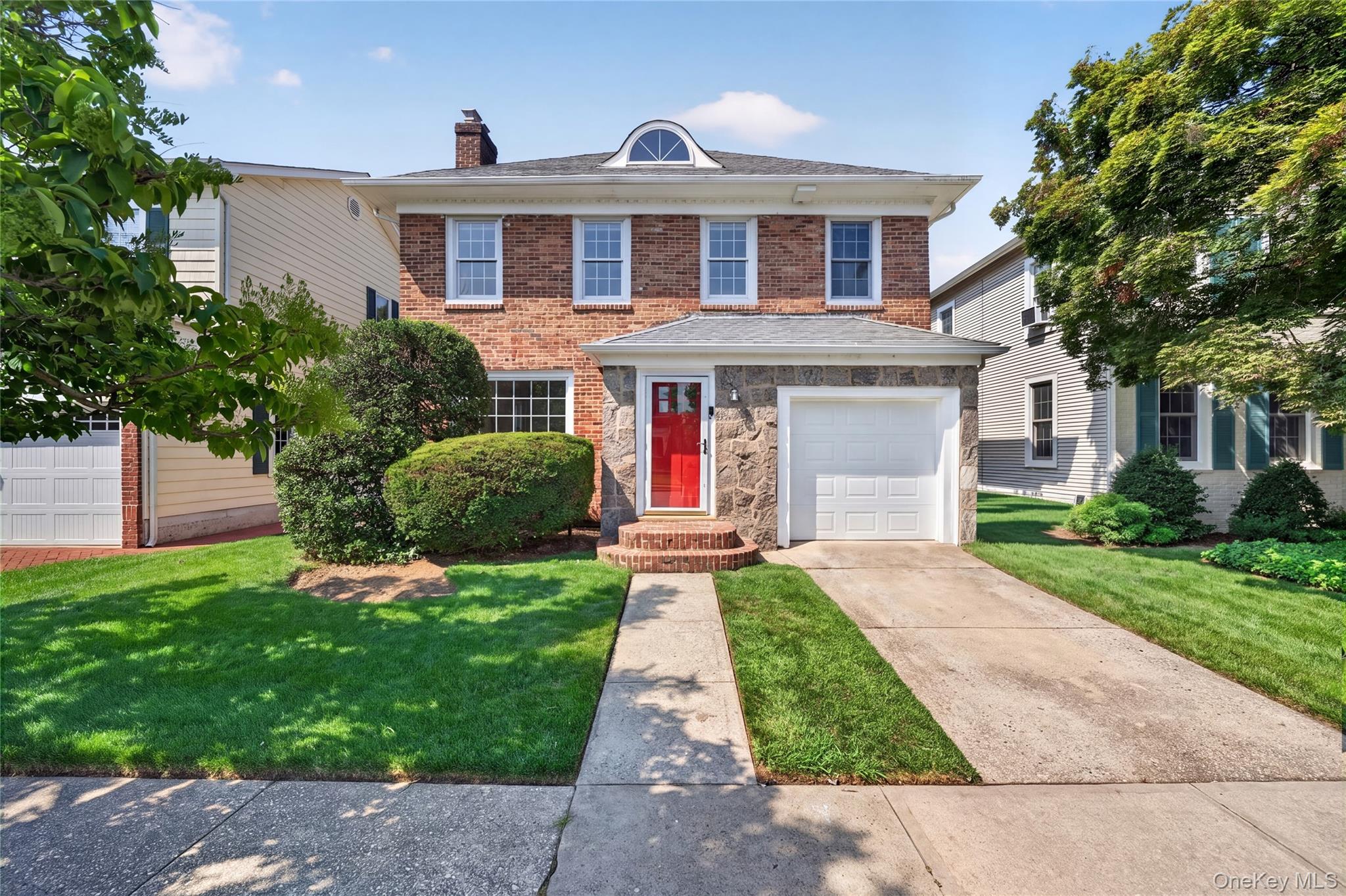 11 1st Place Property Photo 1