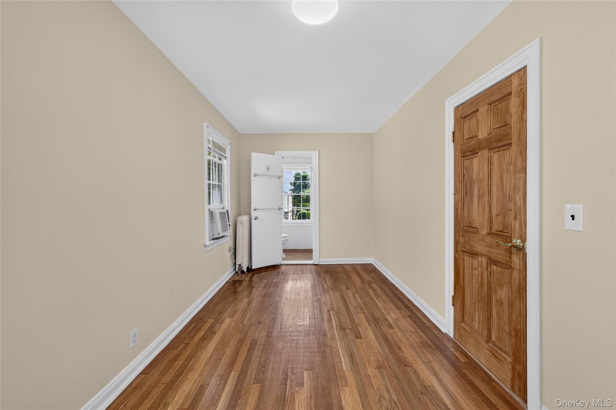 11 1st Place Property Photo 6