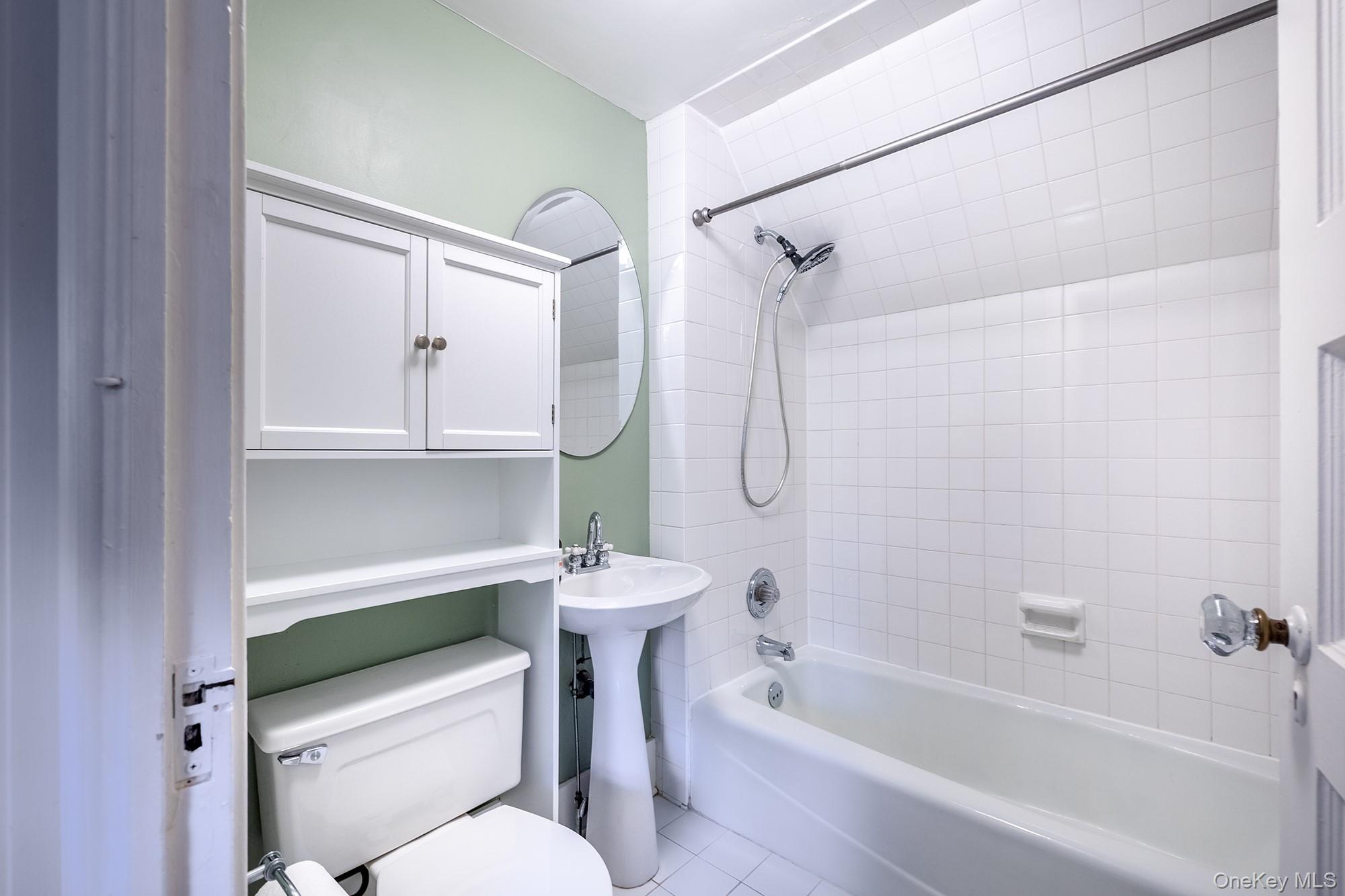 66 Marion Avenue Property Photo 32