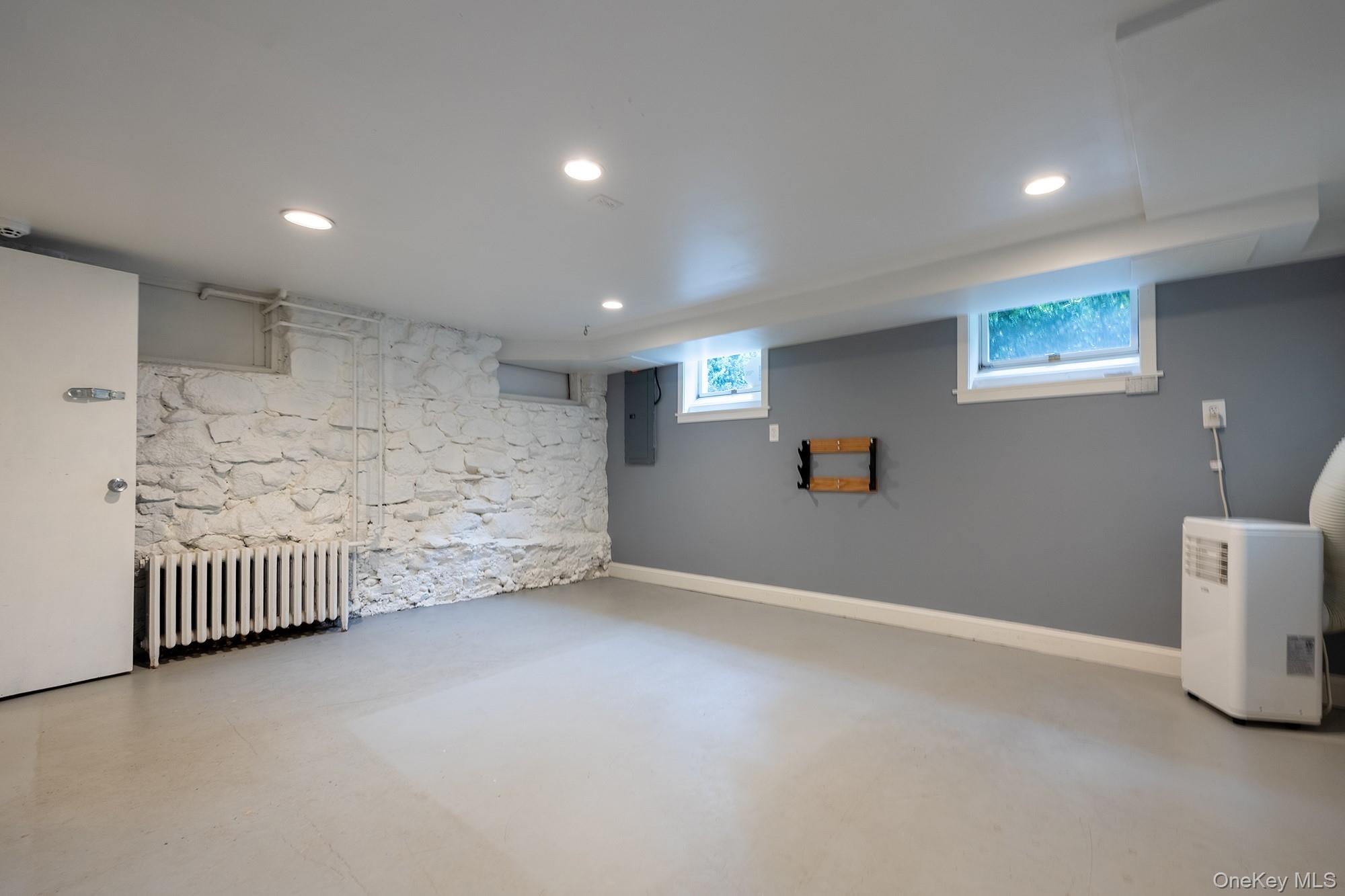 66 Marion Avenue Property Photo 33