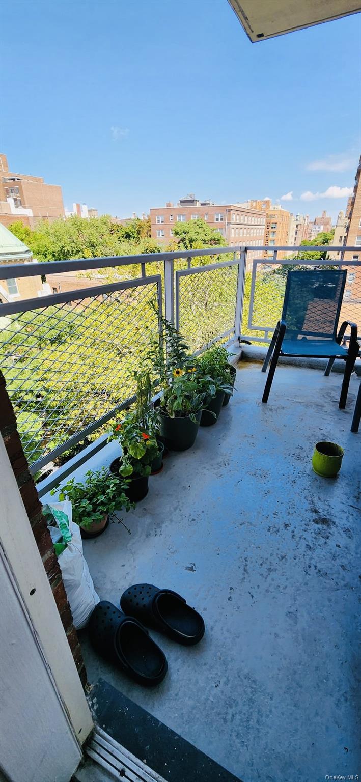 89-15 PARSONS Boulevard 9N Property Photo 1