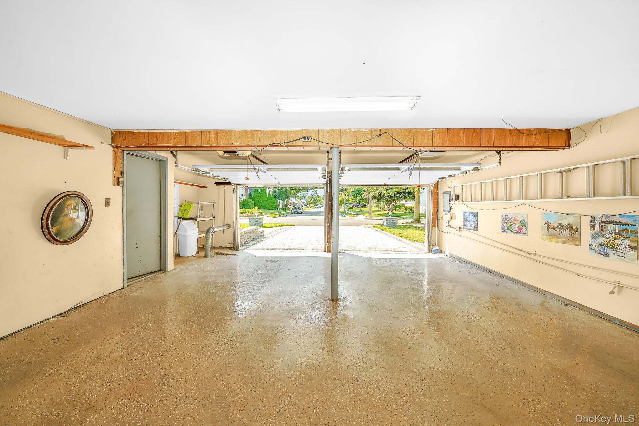 221 Roosevelt Avenue Property Photo 39