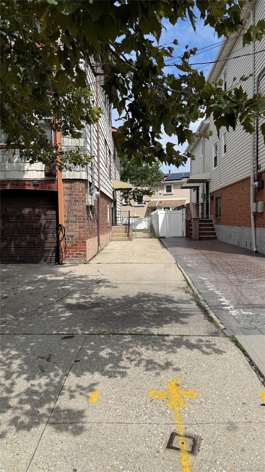 1533 208th Street Property Photo 17