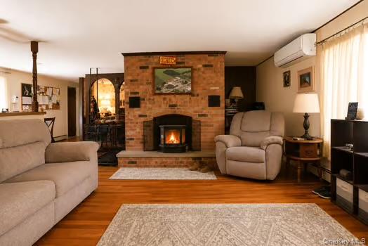 398 Scotchtown Road Property Photo 8