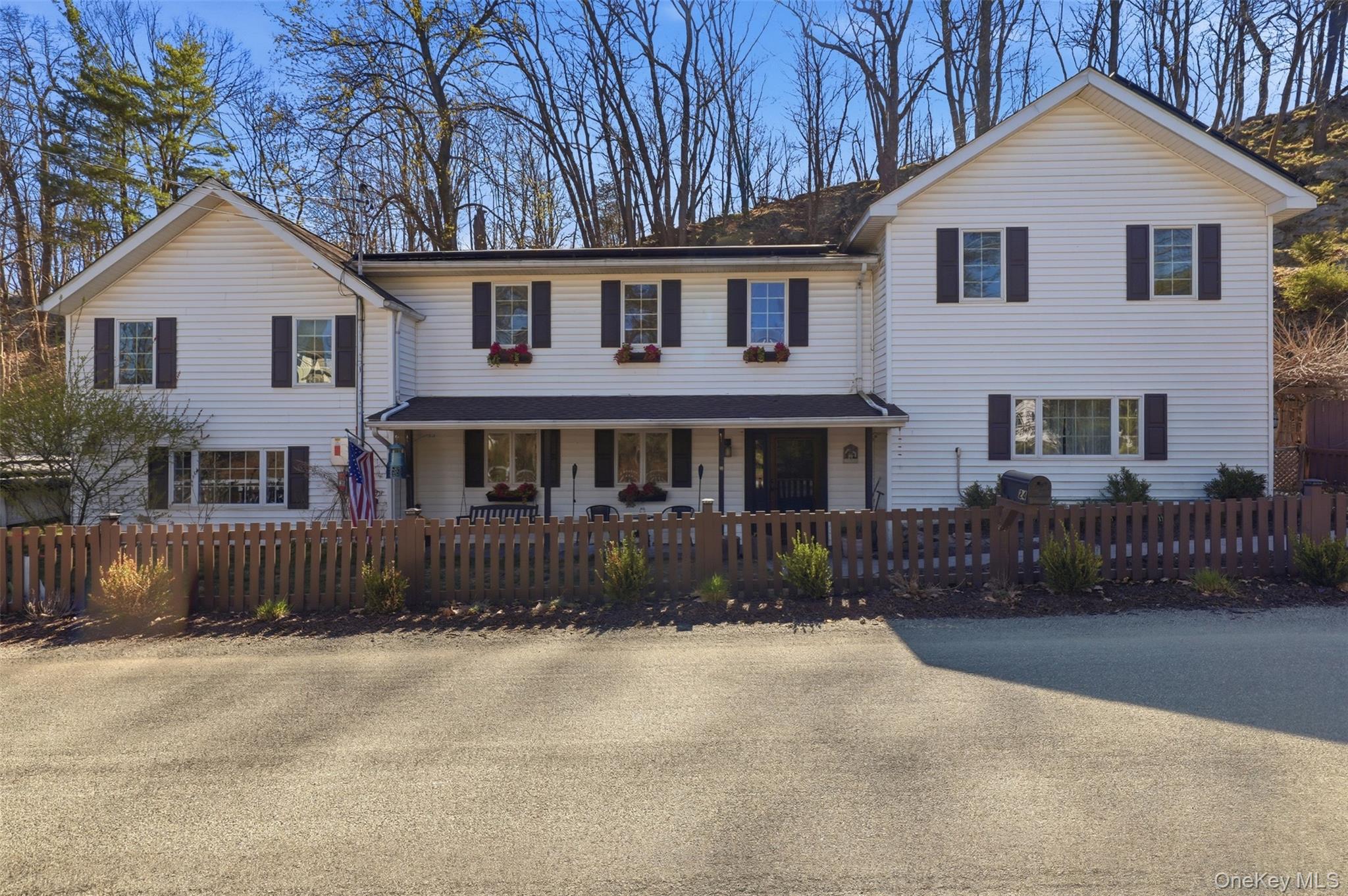 24 Mountain Road Property Photo 1