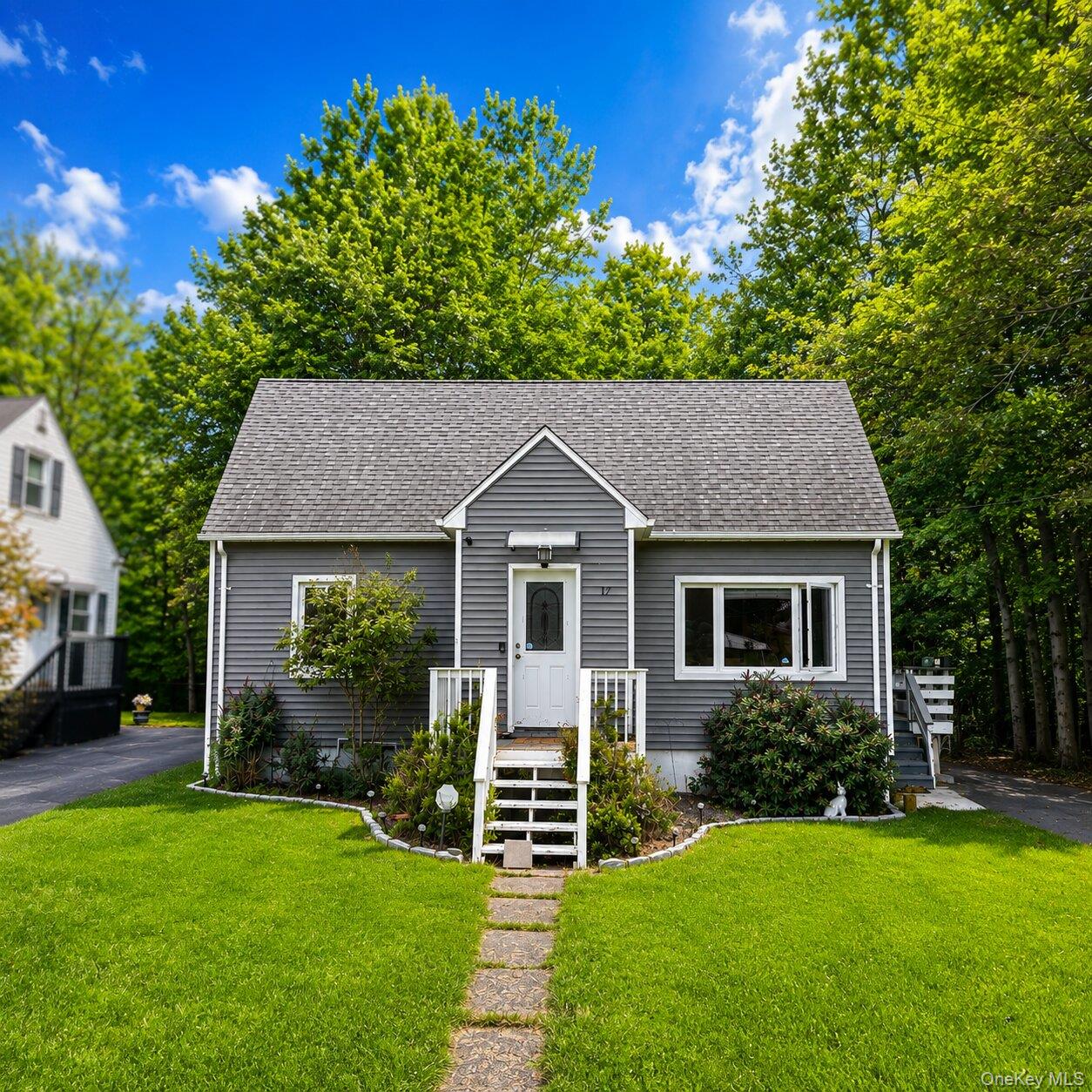 17 Greenview Avenue Property Photo 1