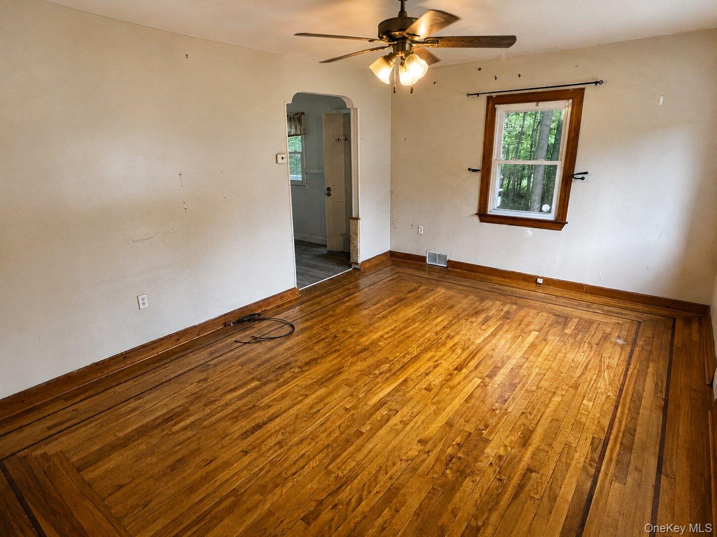 17 Greenview Avenue Property Photo 6