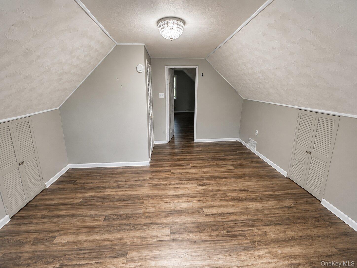 17 Greenview Avenue Property Photo 15