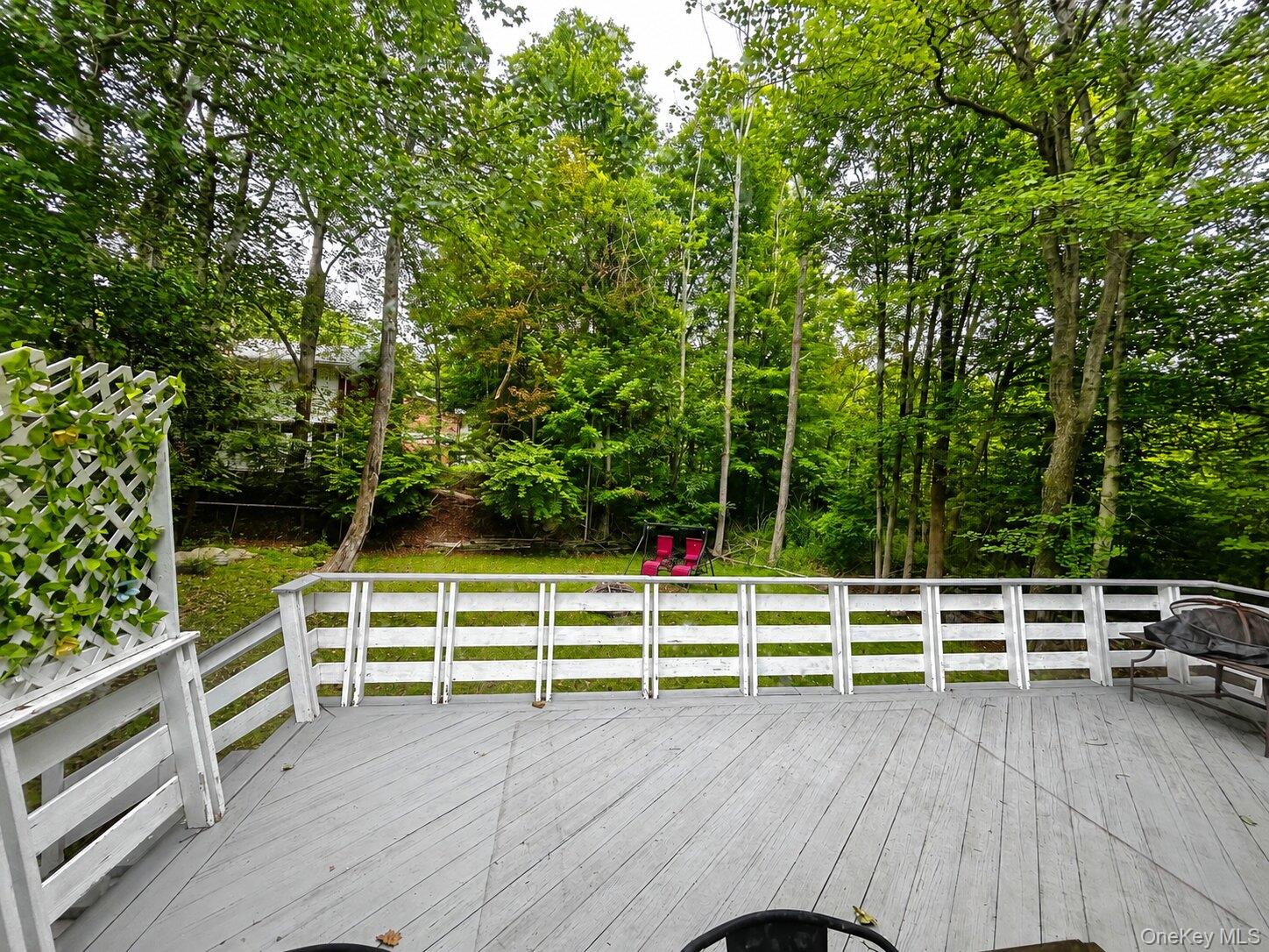 17 Greenview Avenue Property Photo 18