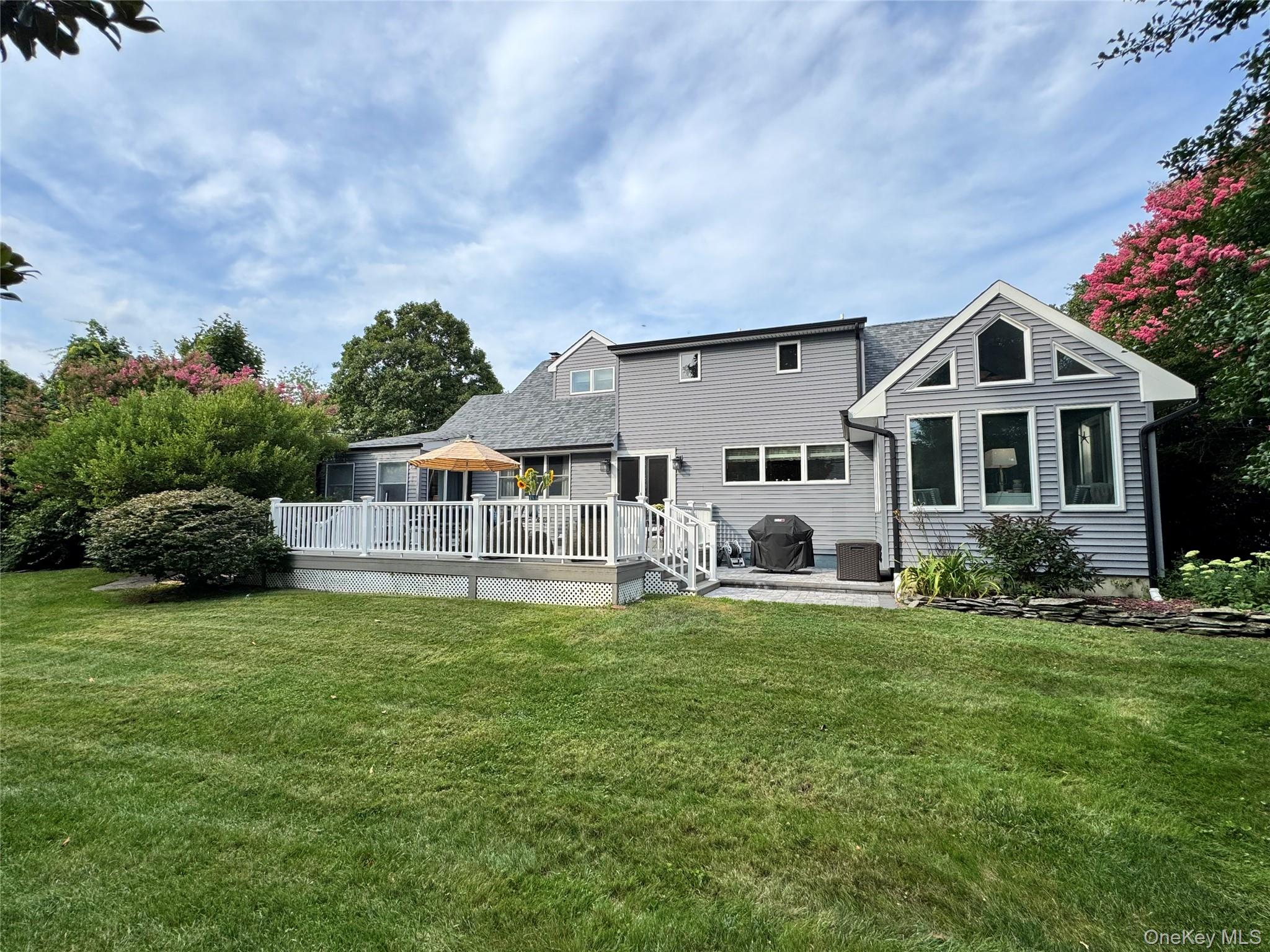 51 Bayway Avenue Property Photo 2