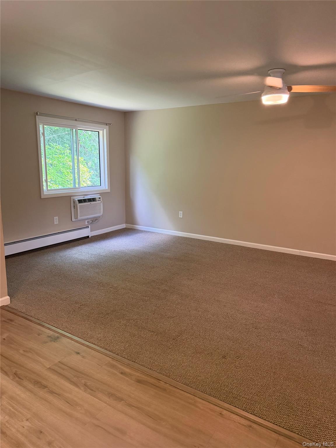 19 Scarborough Lane C Property Photo 4