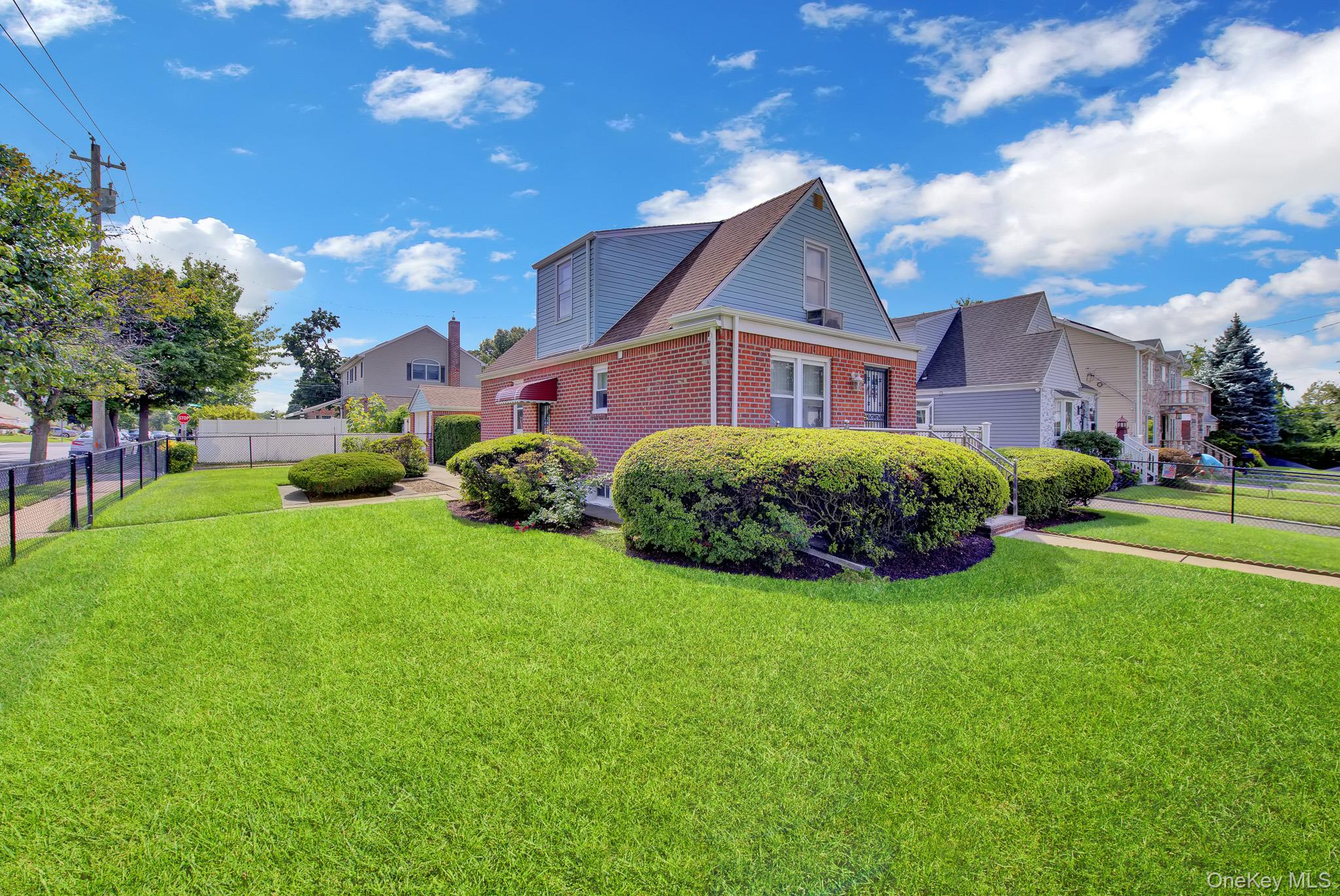 409 Saint Agnes Place Property Photo 4