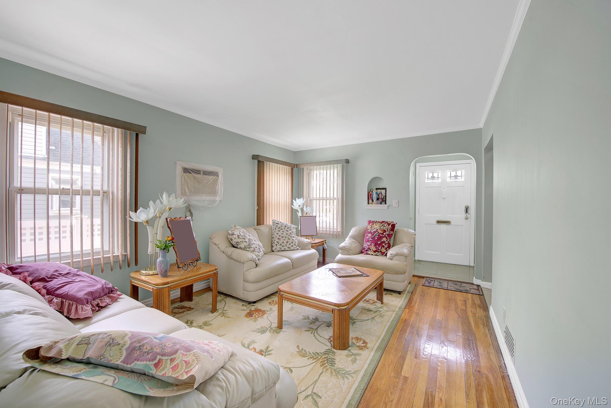 409 Saint Agnes Place Property Photo 6