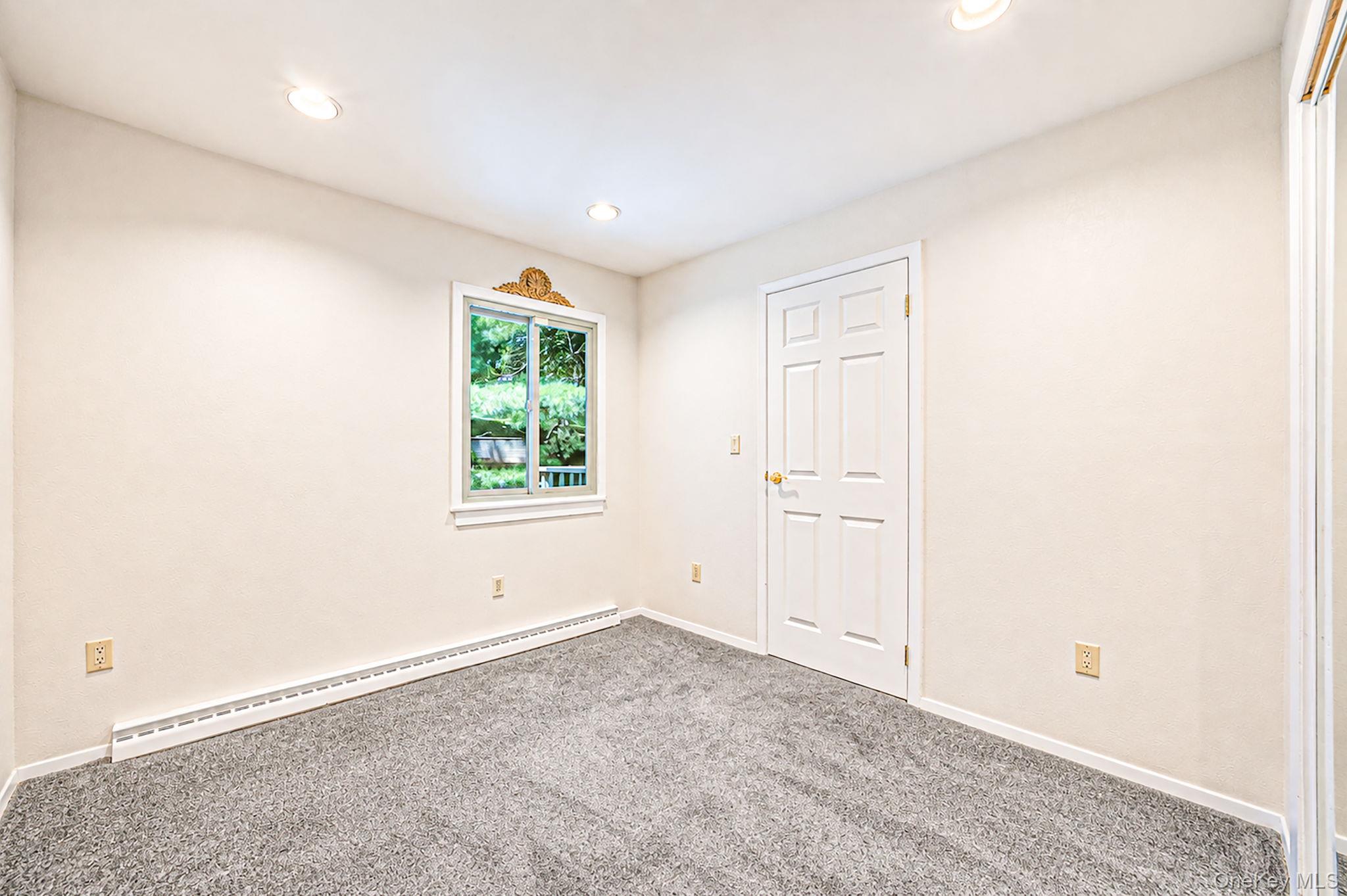 135 Oakside Drive Property Photo 45