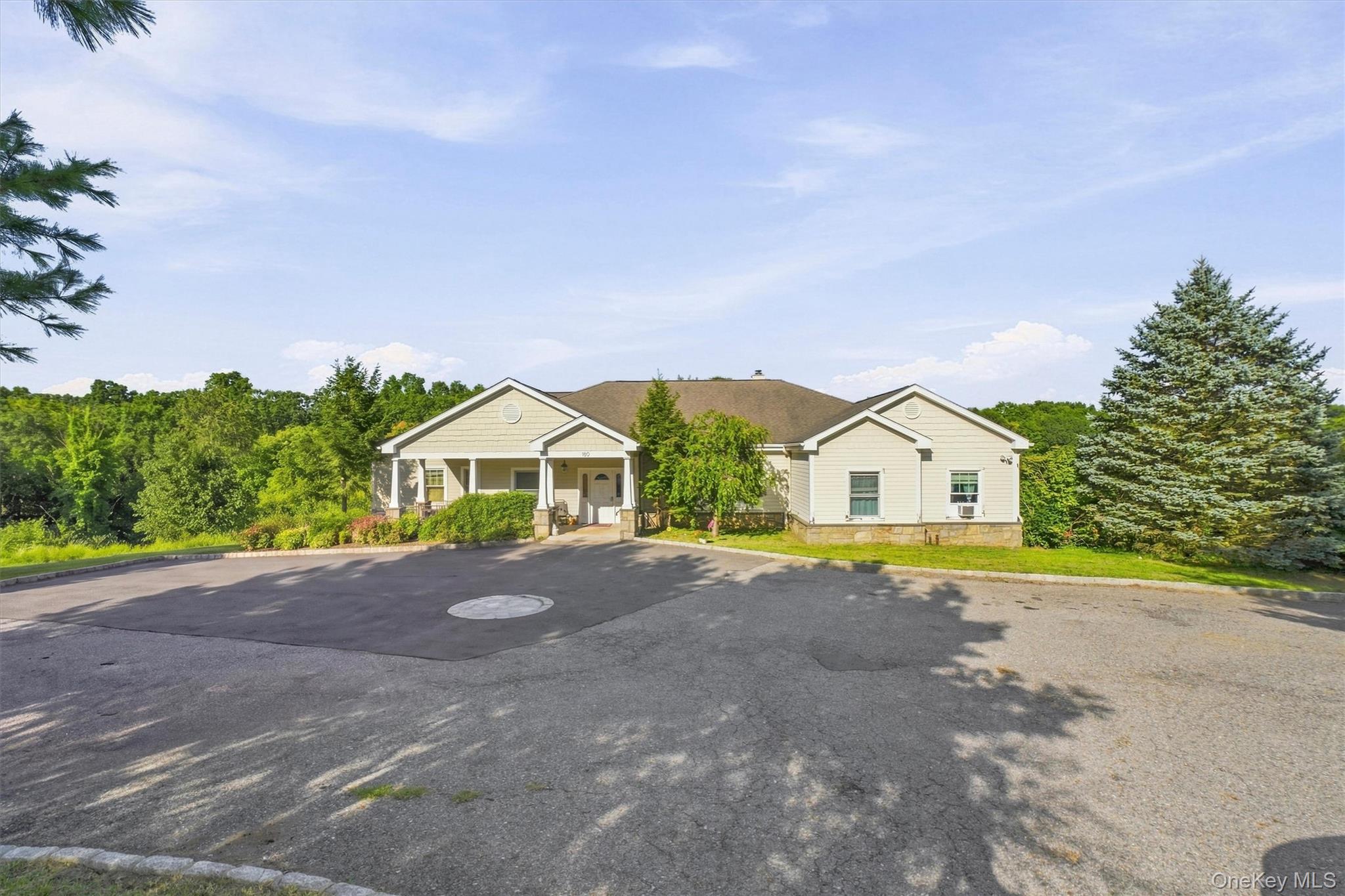 180 Simpson Road Property Photo 2