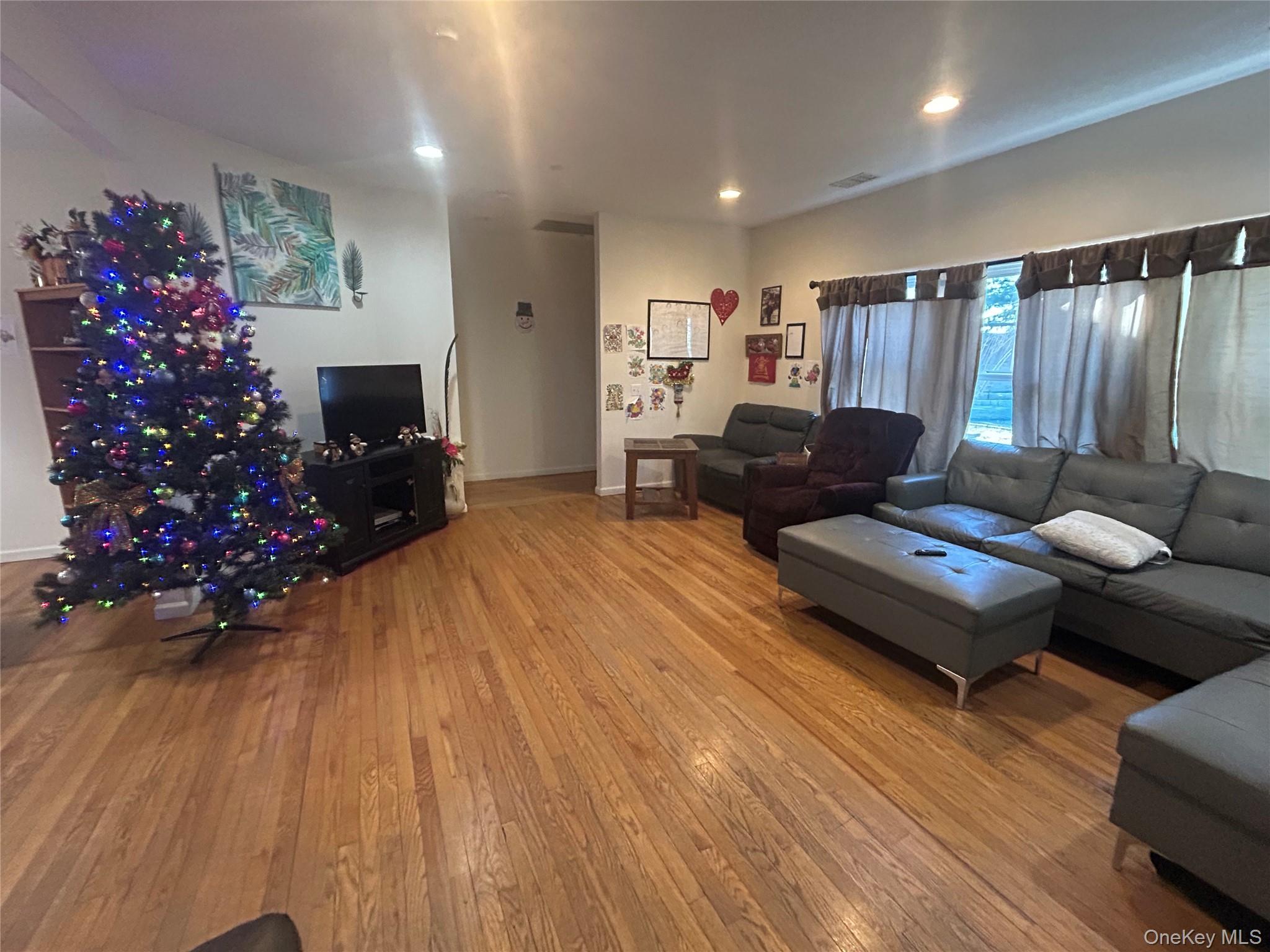 180 Simpson Road Property Photo 25