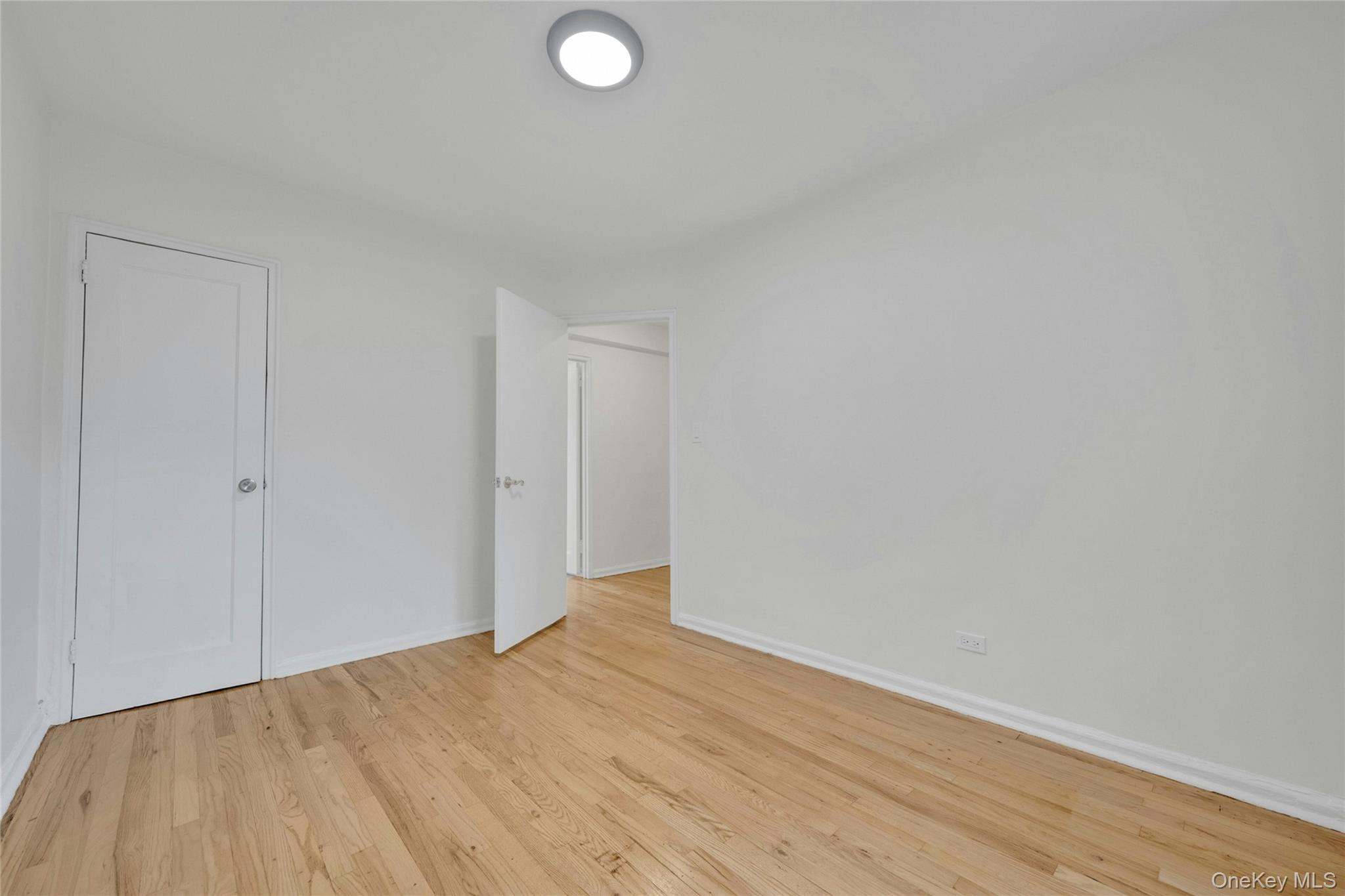 5610 Netherland Avenue 1g Property Photo 15