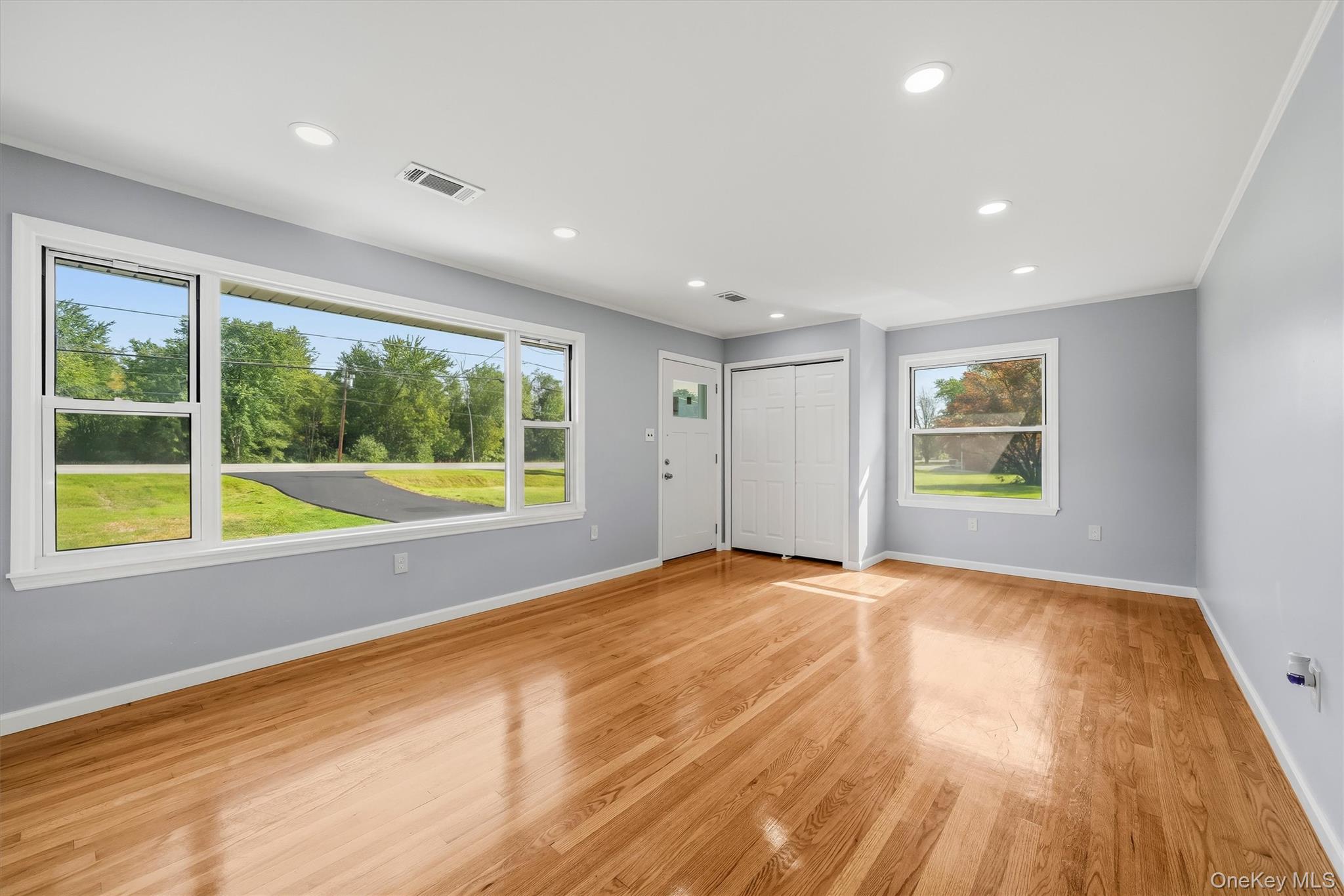 995 State Route 17k Property Photo 8