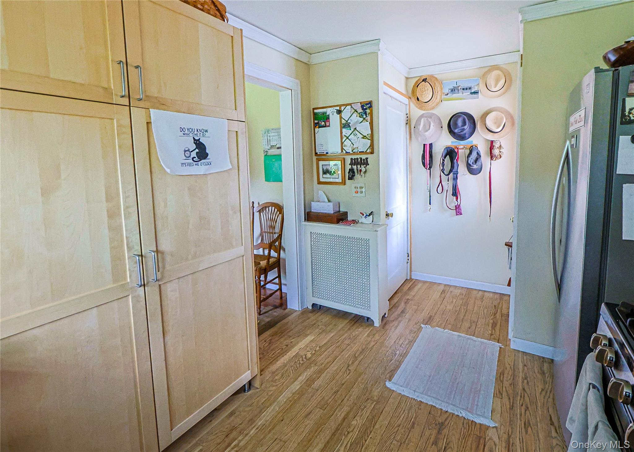 1085 Violet Avenue Property Photo 6