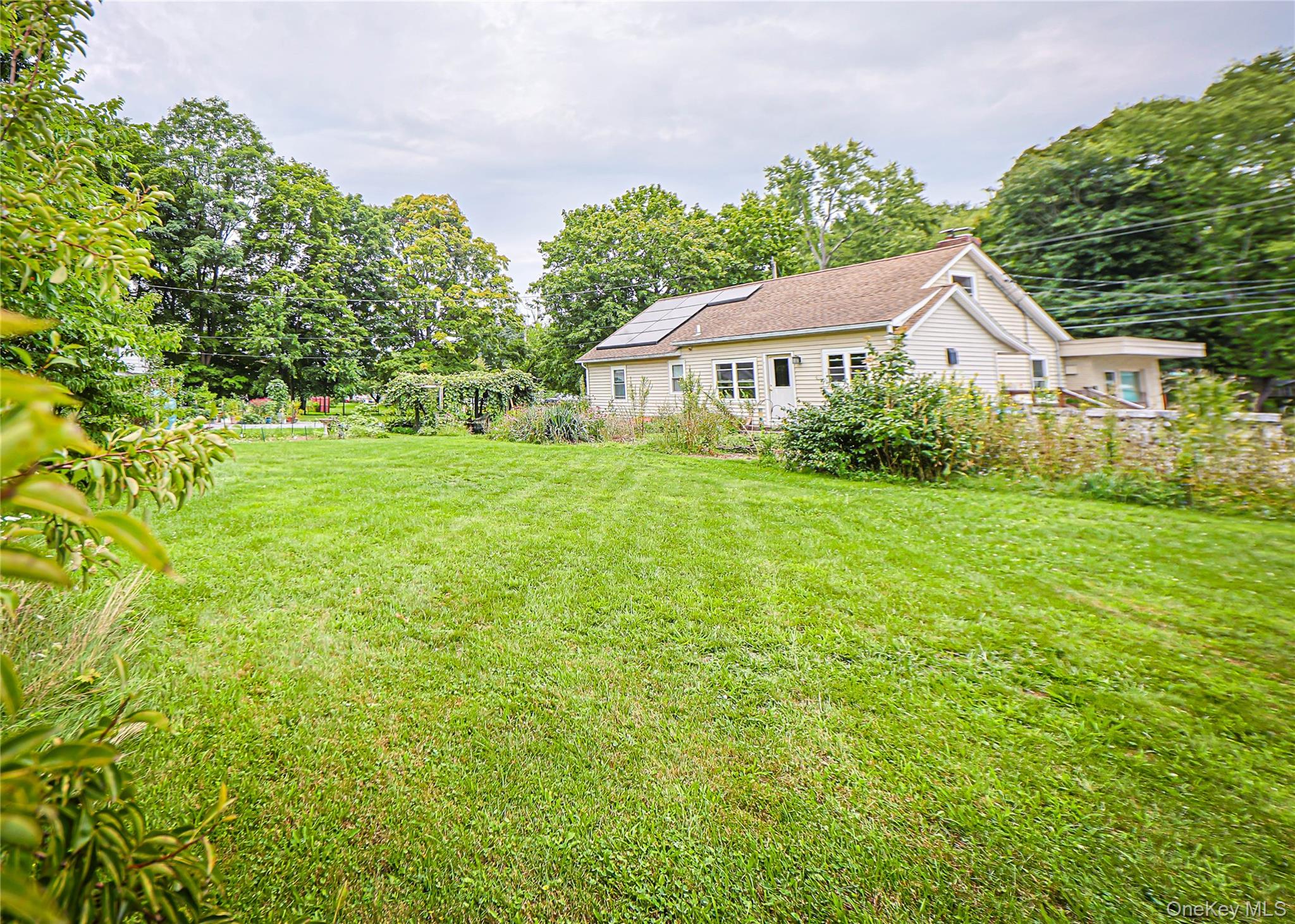 1085 Violet Avenue Property Photo 34