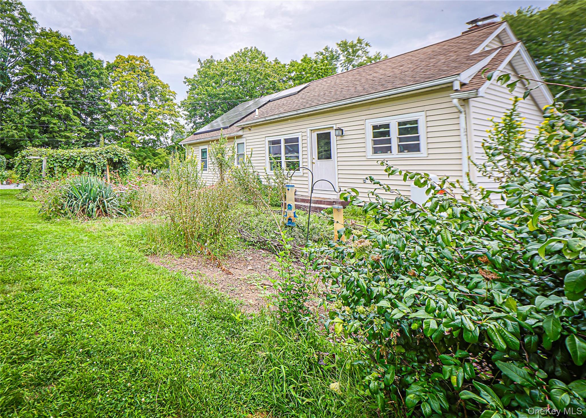 1085 Violet Avenue Property Photo 36