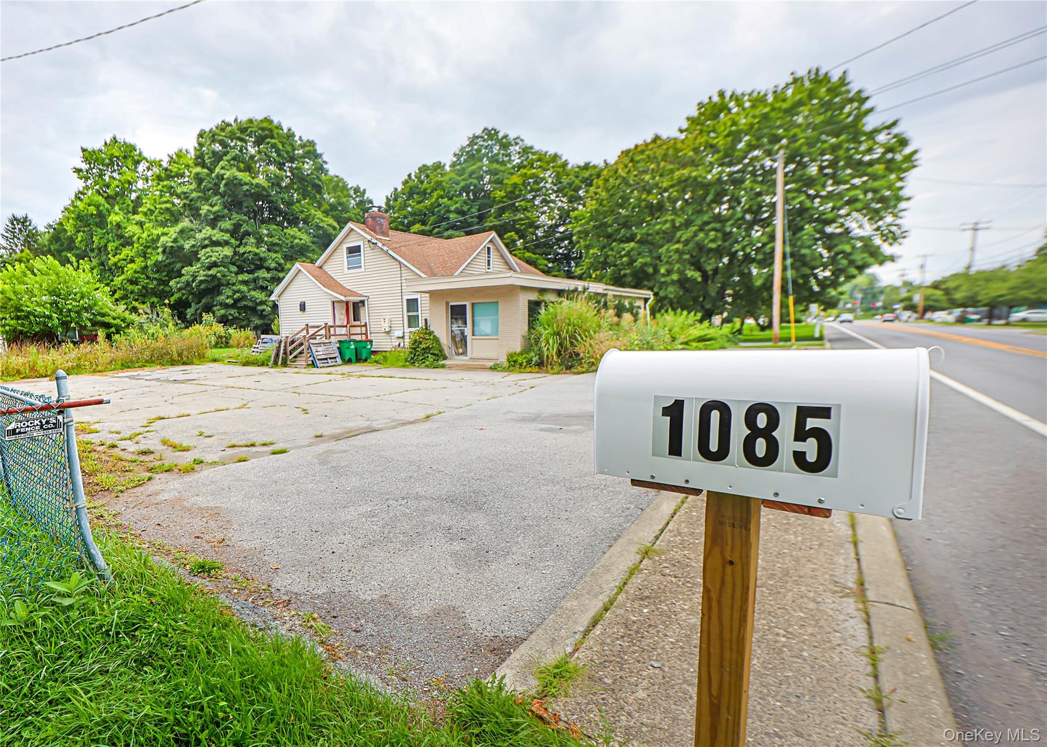 1085 Violet Avenue Property Photo 39