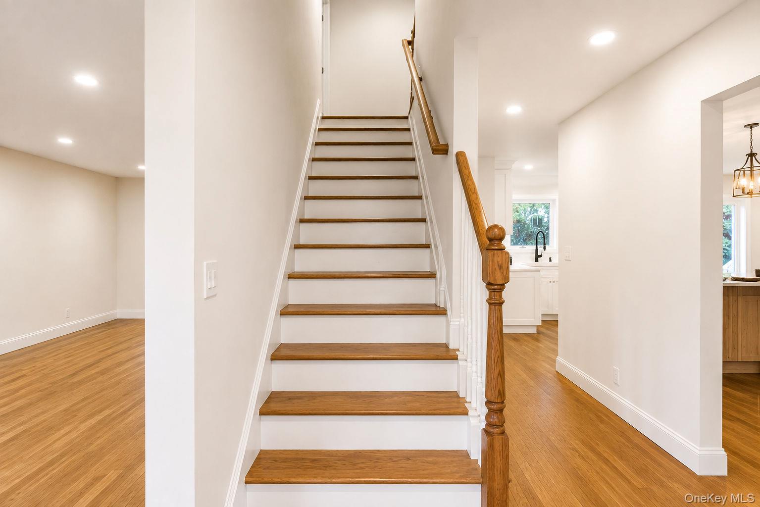 441 Roslyn Road Property Photo 26