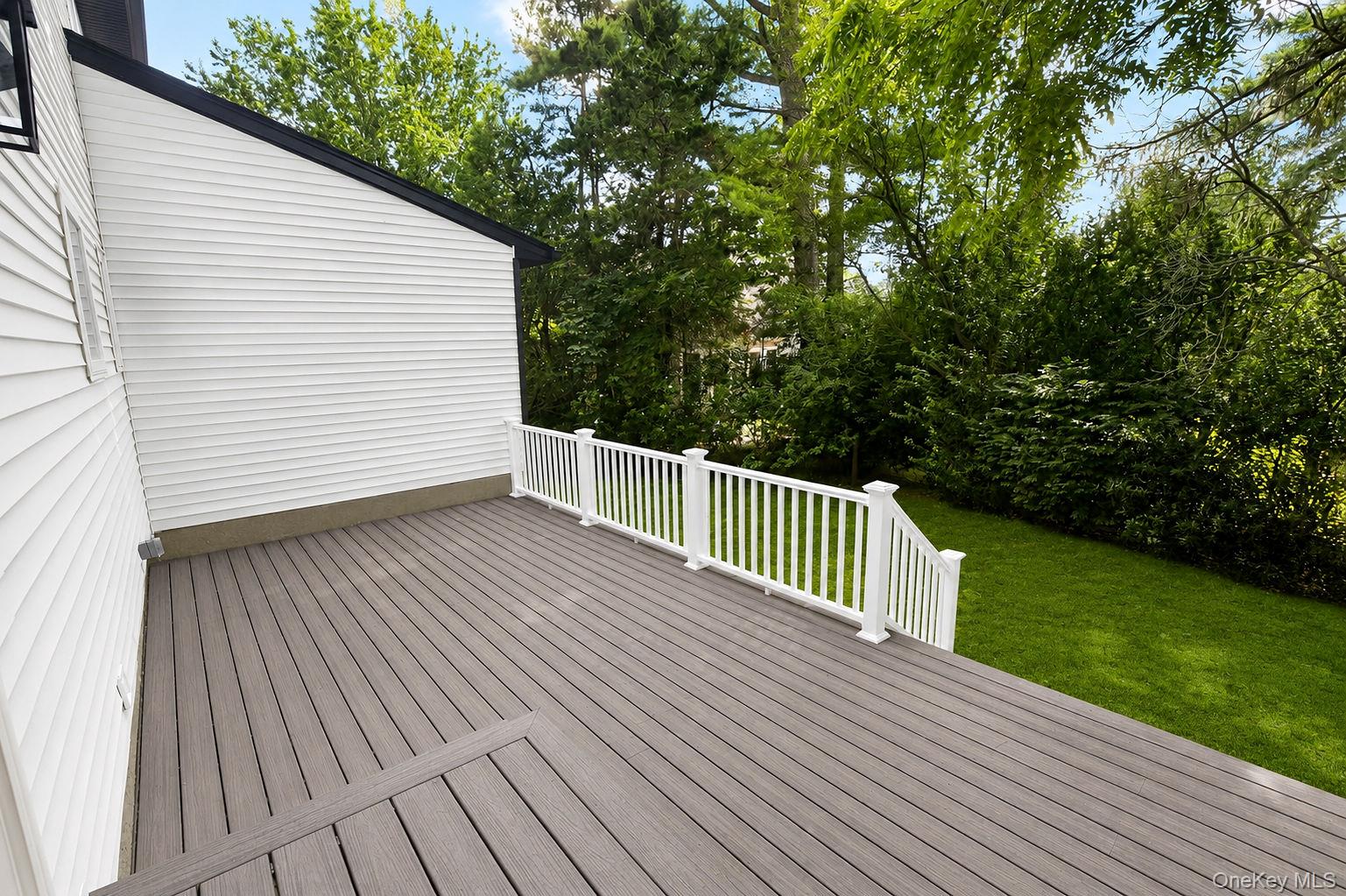 441 Roslyn Road Property Photo 47