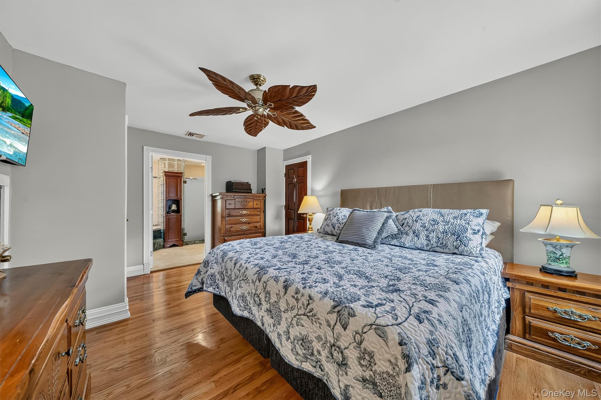112 Mercury Court Property Photo 23